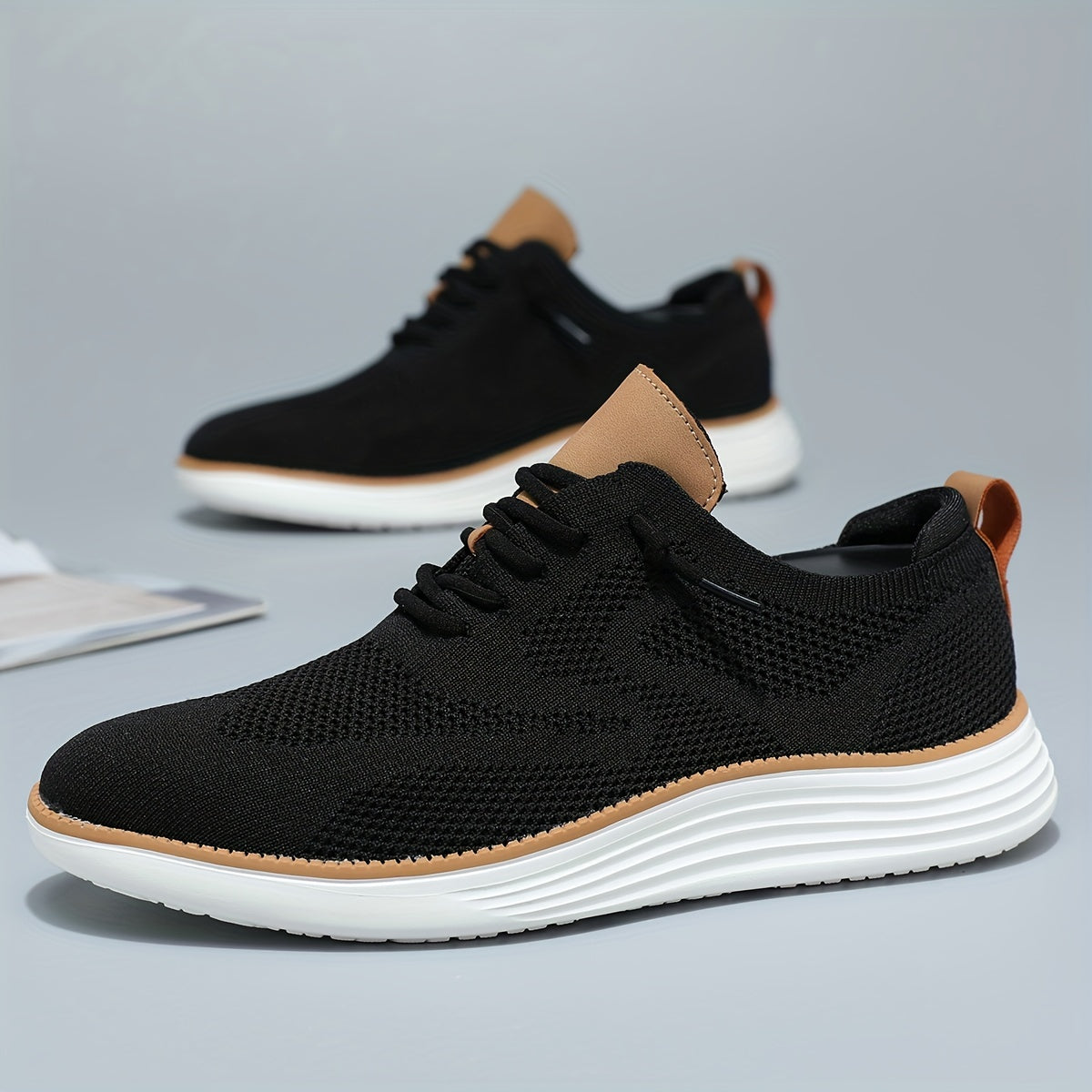 Men's Lightweight Sneakers - Athletic Shoes - Breathable Lace-ups